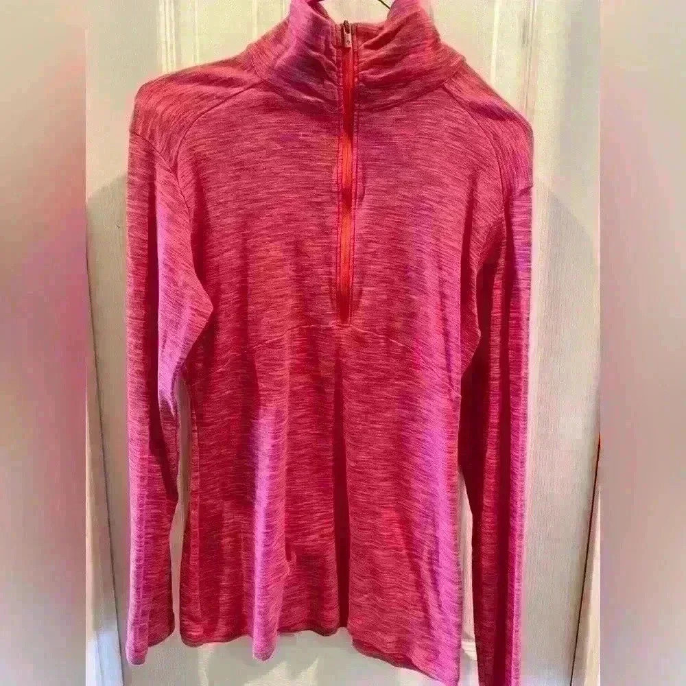 Columbia pink textured casual long sleeve top. Zip up collar. Size Large.